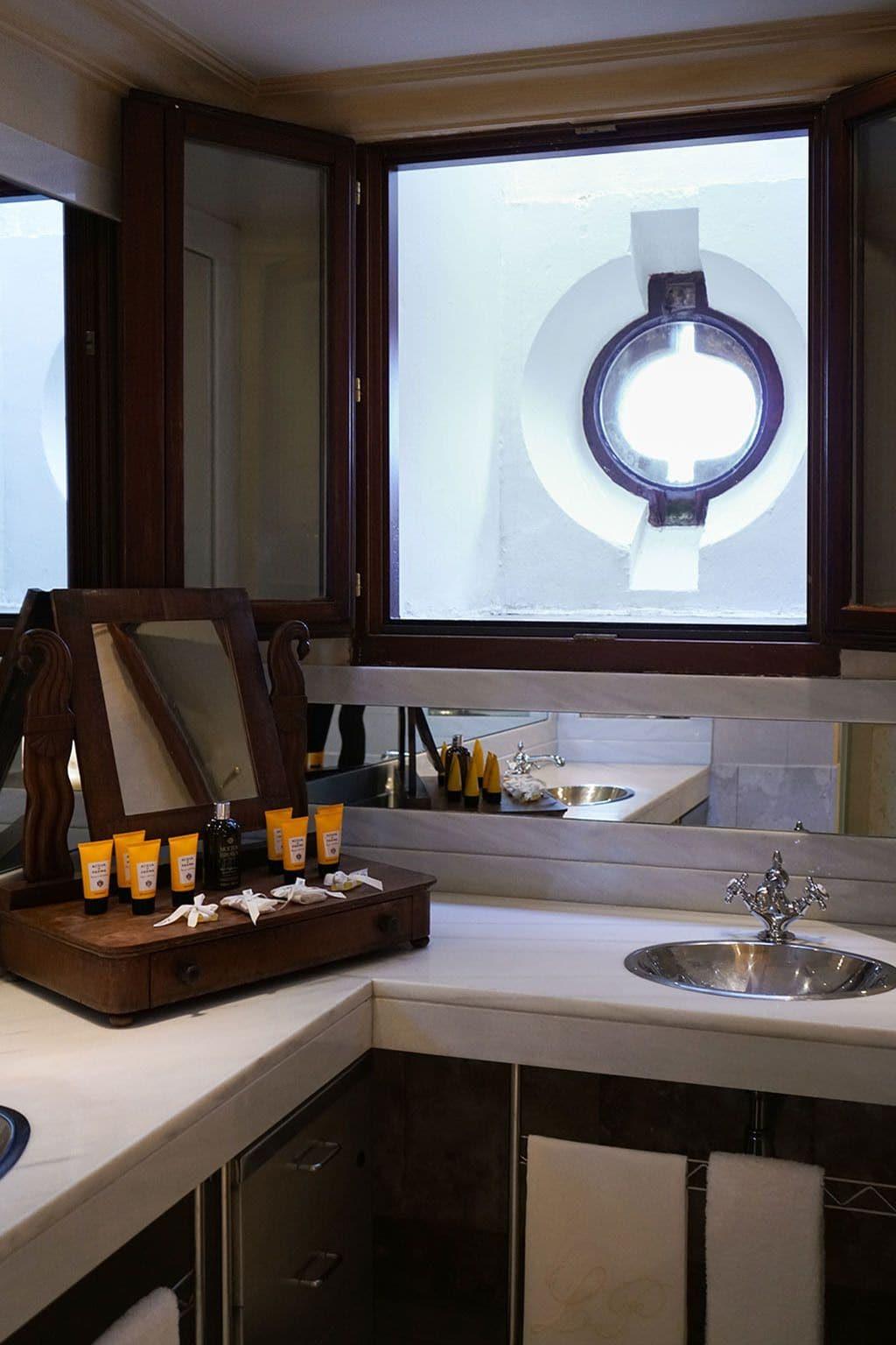 Landa 호텔 Burgo 외부 사진 Bathroom amenities