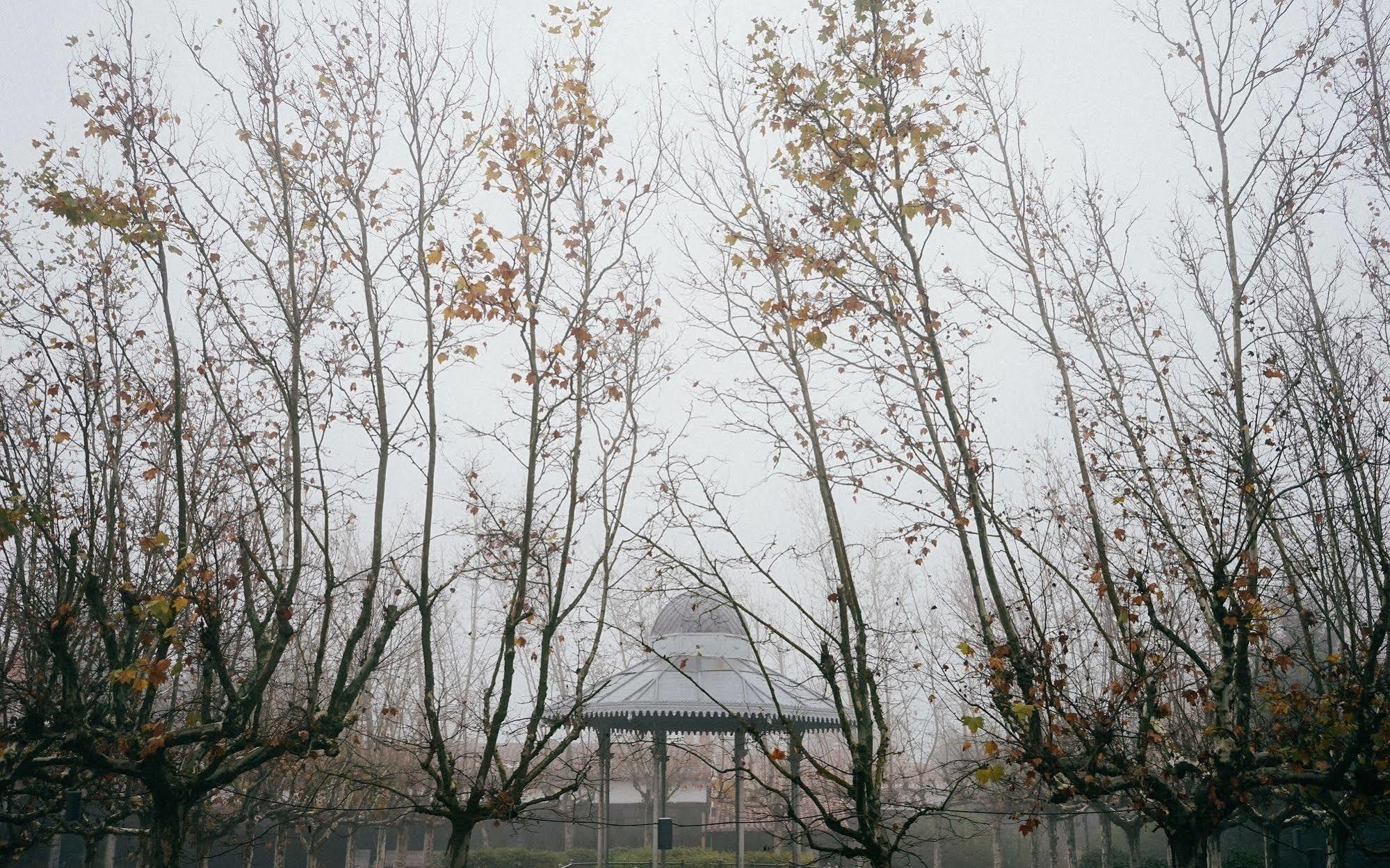 Landa 호텔 Burgo 외부 사진 The gazebo at the park